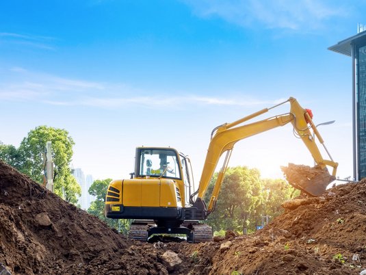 bauen-grundstueck-noden-ausheben-03