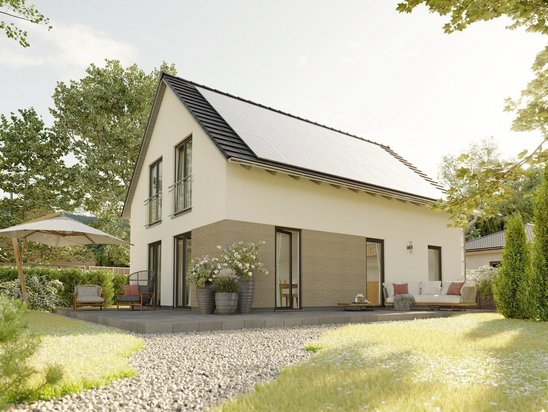 Einfamilienhaus Bodensee 129 mit Blick aus dem Garten. Modernes Massivhaus mit viel Wohnfläche für Familien.
